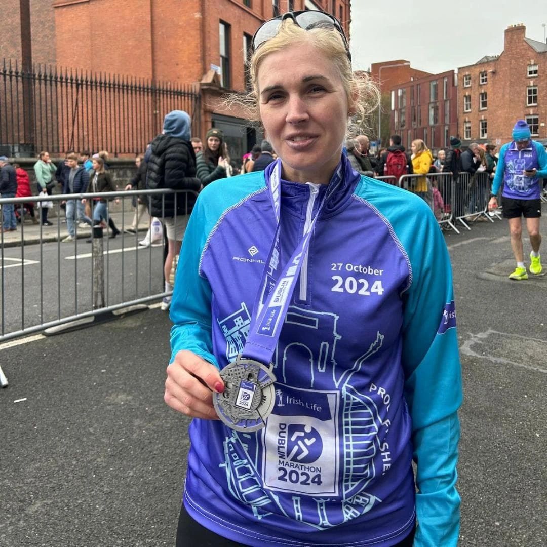 Sinead in Dublin Marathon finisher top